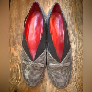 Amalfi Black and Grey Bow Flats Sleek Slip-On Design bow ballet style coquette